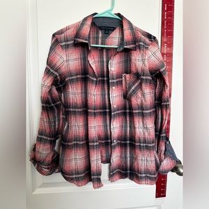 Tommy Hilfiger Womens Plaid Long sleeves size Small